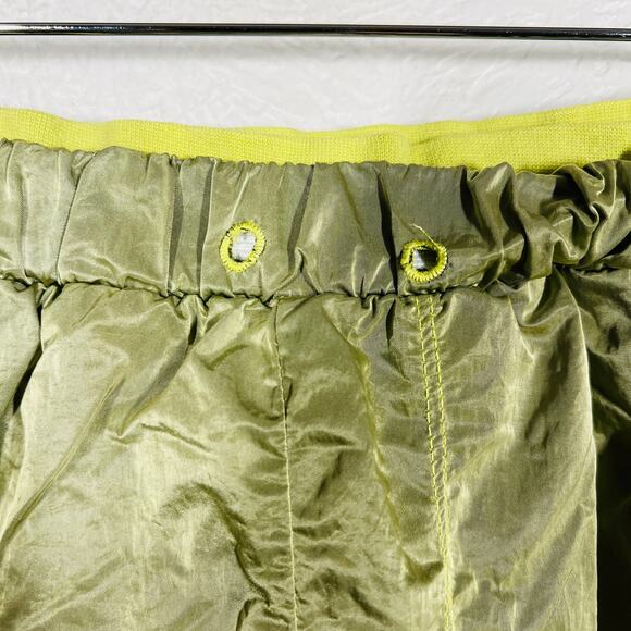 FP Free People Movement Shorts Athletic Snap Side Green - L - Picture 2 of 5